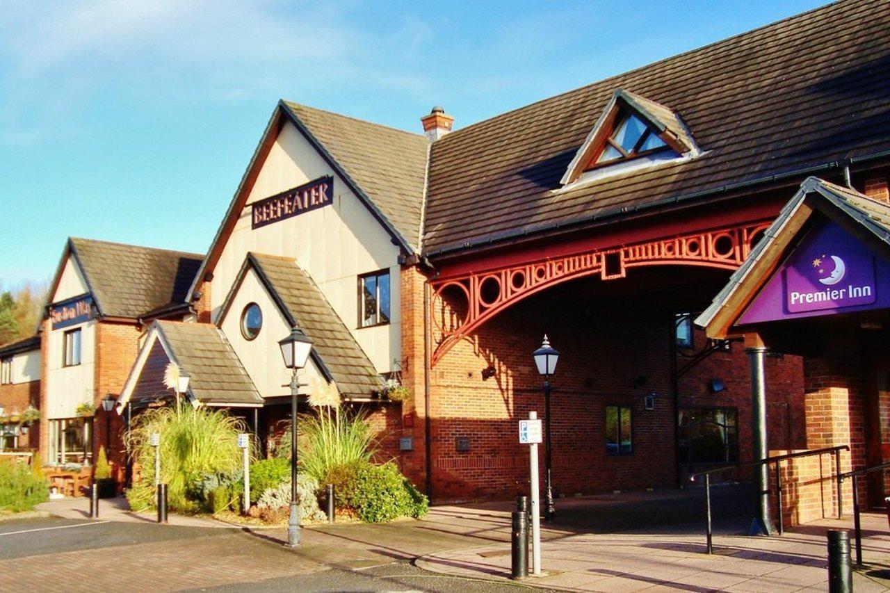 Premier Inn Telford Central Buitenkant foto
